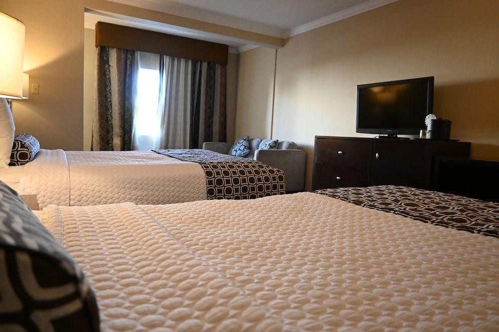 Hotel The Anaheim 4*
